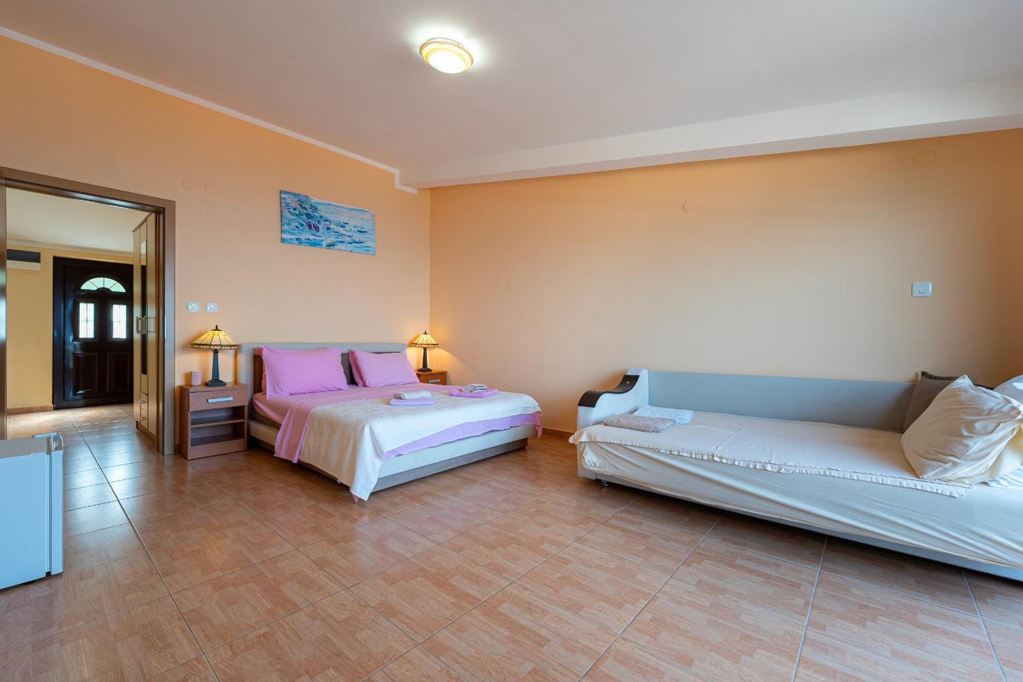 Sunset Blizikuce Apart Otel Budva