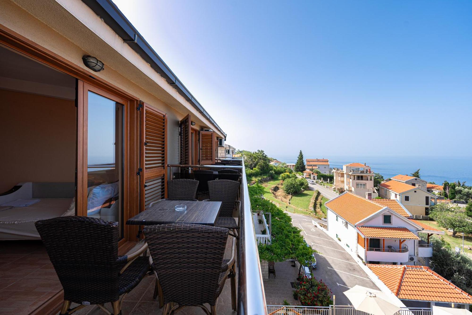 Sunset Blizikuce 4* Budva