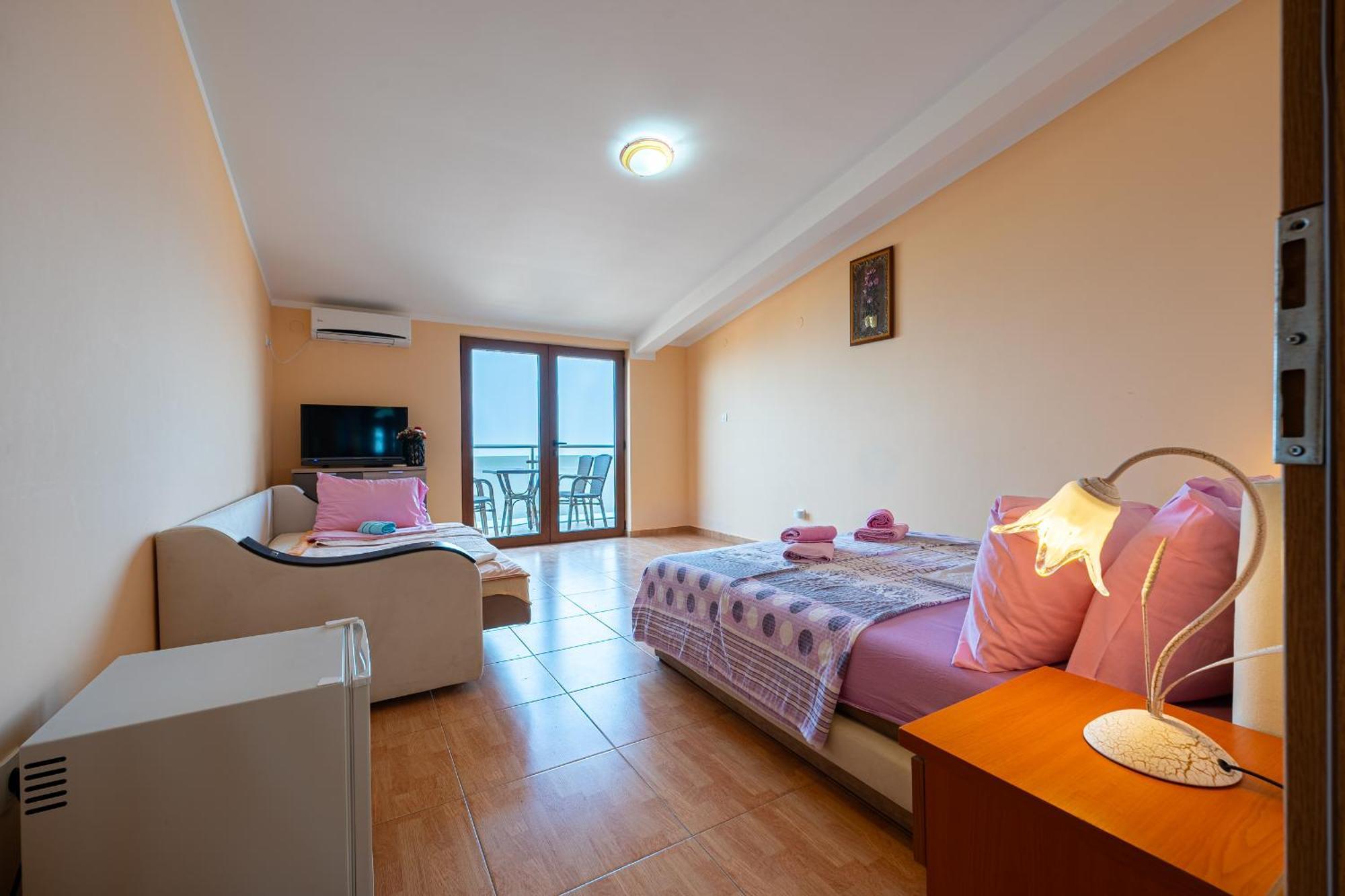 Sunset Blizikuce Aparthotel 4*